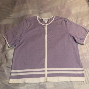 Lavender Zip-Front Short Sleeve Top with White Trim